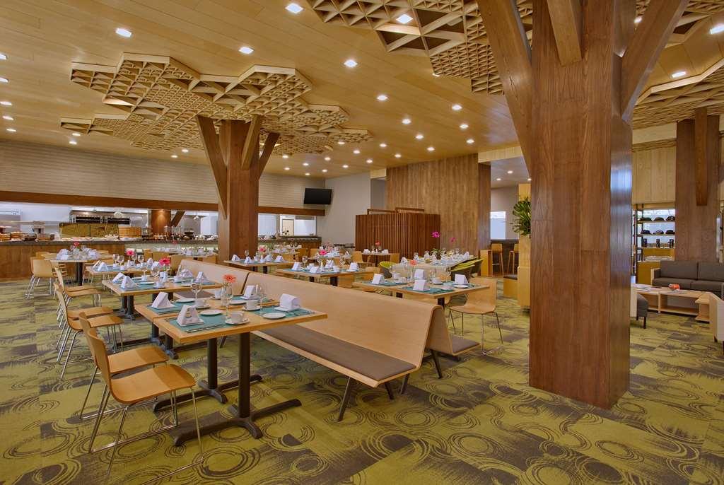 Hotel Galeria Plaza Irapuato Restaurace fotografie